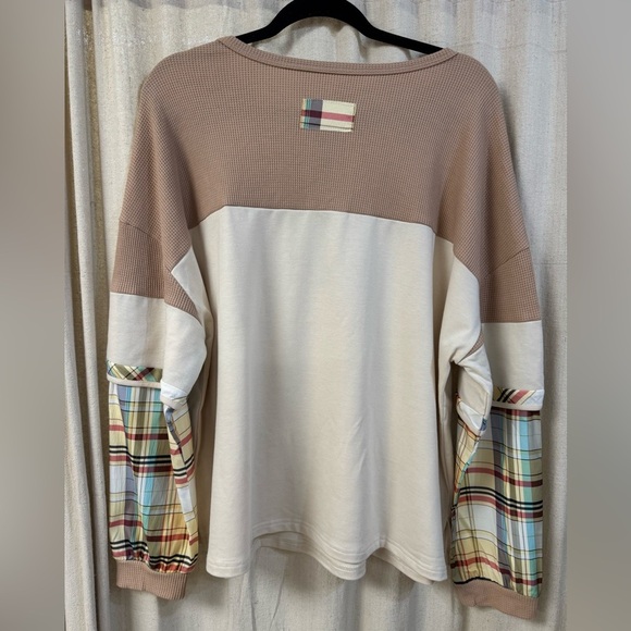 NWT, Waffle Knit Tee Over Long Sleeves, Plaid Pattern, Button Front - Picture 3 of 4